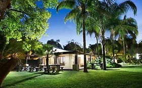 Riverbank Lodge